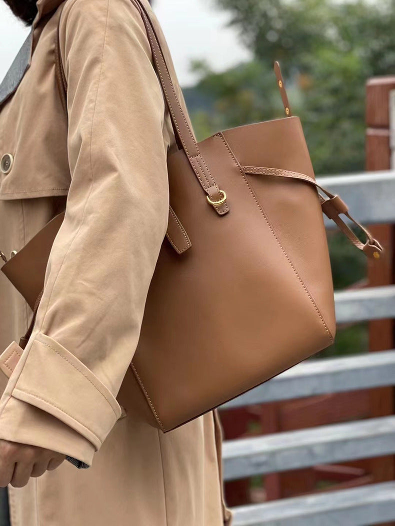 Women's Handbag Genuine Leather Shoulder Bag Large Capacity Goes with Anything Tote Bucket Bucket Bag Casual