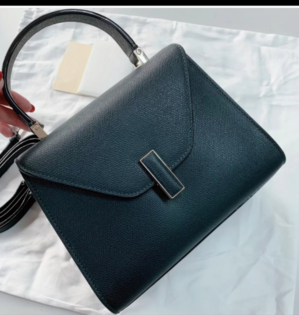 Women's handbag Genuine leather shoulder bag Crossbody bag Simple commuting OL Goes with anything