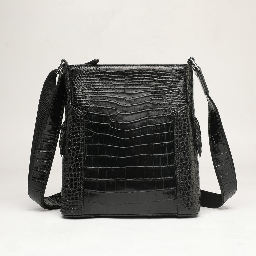 Siamese Crocodile Belly Skin Men's Shoulder Bag Genuine Leather Commuting Business Casual Crossbody Bag with Claws on the Side Edges