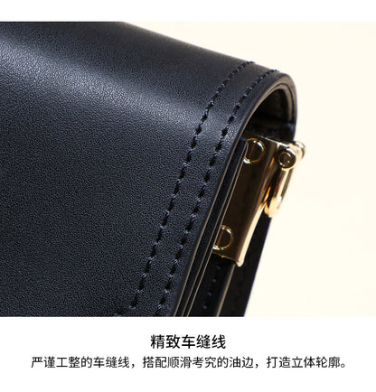 Genuine leather women's chain bag crossbody bag square bag ins fashion shoulder bag that goes with anything. Pochette