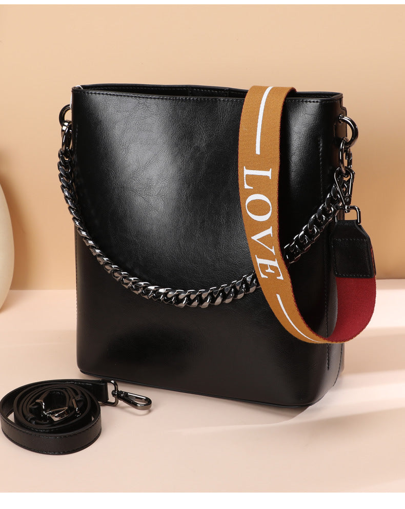 Women's Bag Genuine Leather Fashion Bucket Bag Handbag Personality Broadband Simple Shoulder Bag that goes with anything.Pochette