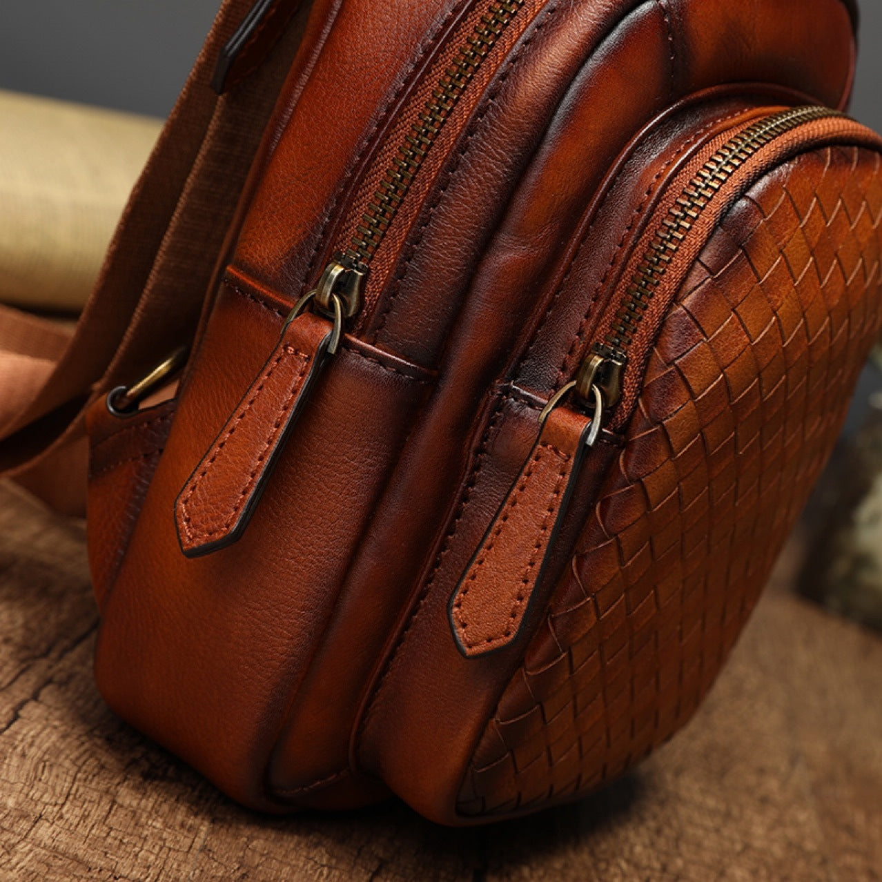 Men's Bust Bag Genuine Cowhide Leather Korean Fashion Casual Crossbody Bag for Men 