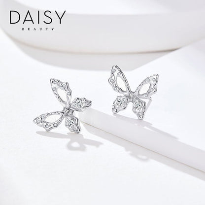 DAISY BEAUTY蝶のピアス女性S925純銀ins韓系オリジナル耳飾り