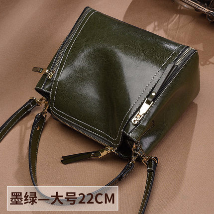 Cowhide women's bag Retro Crossbody bag that goes with anything Fashion bucket bag Genuine leather shoulder bag. Pochette