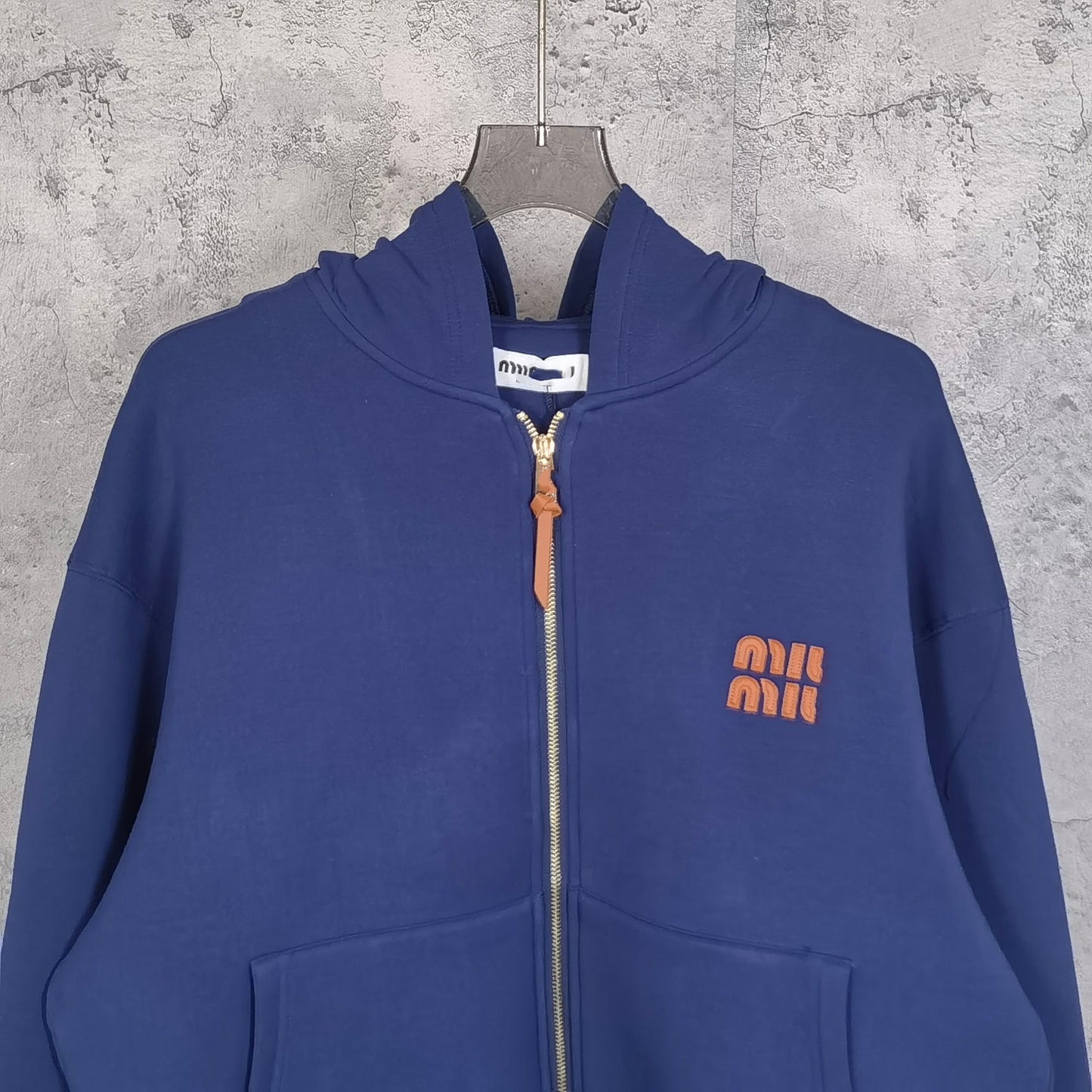 MIUMIUファッションパーカー おしゃれクールカジュアル 男女長袖上着   SY0156