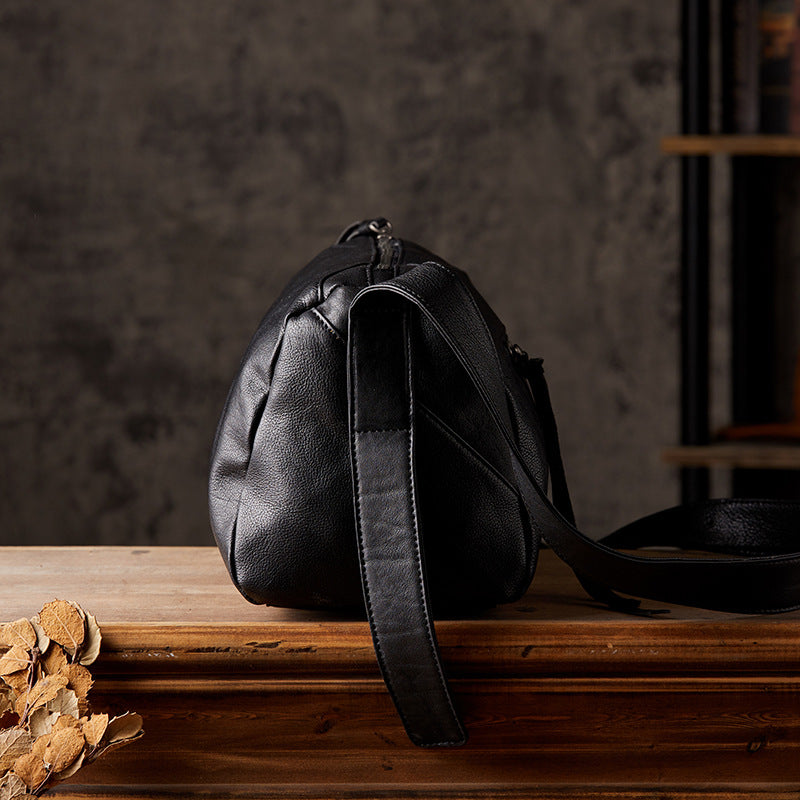 Men's Shoulder Bag Made of Genuine Cowskin Leather Handmade Retro Casual Fashion Large Capacity Crossbody Bag for Men 