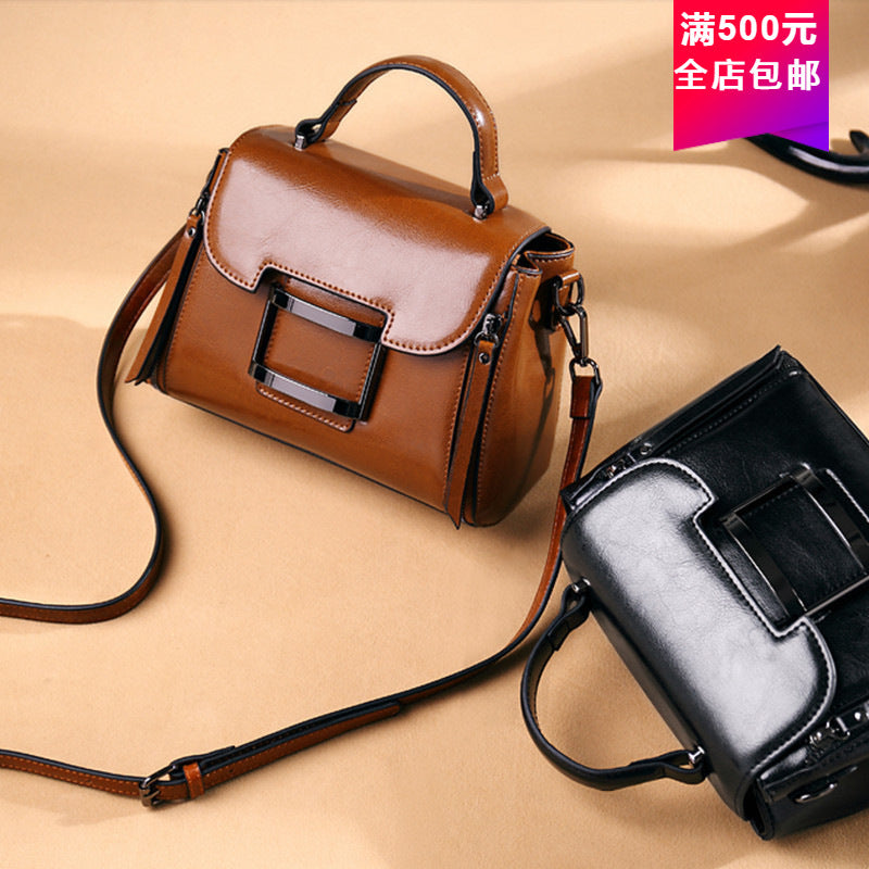 Women's bag Crossbody bag Retro classic handbag Genuine leather square bag Shoulder bag that goes with anything.Pochette