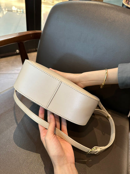 Cowhide bag Women's crossbody bag Casual genuine leather bucket bag Handbag Simple Shoulder bag that goes with anything. Pochette