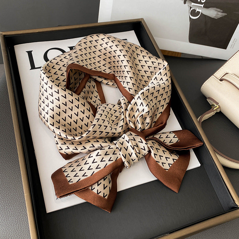 Scarf V-shaped flat corner small neckerchief combined with decorations on the outside of suit shirt hair band women