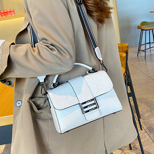 Genuine leather women's bag Crocodile pattern crossbody bag Stylish large capacity fashion handbag Cowhide shoulder bag. Pochette