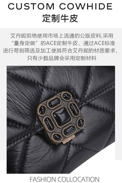 Women's bag Cowhide plaid chain bag Retro luxury fashion shoulder bag that goes with anything. Pochette