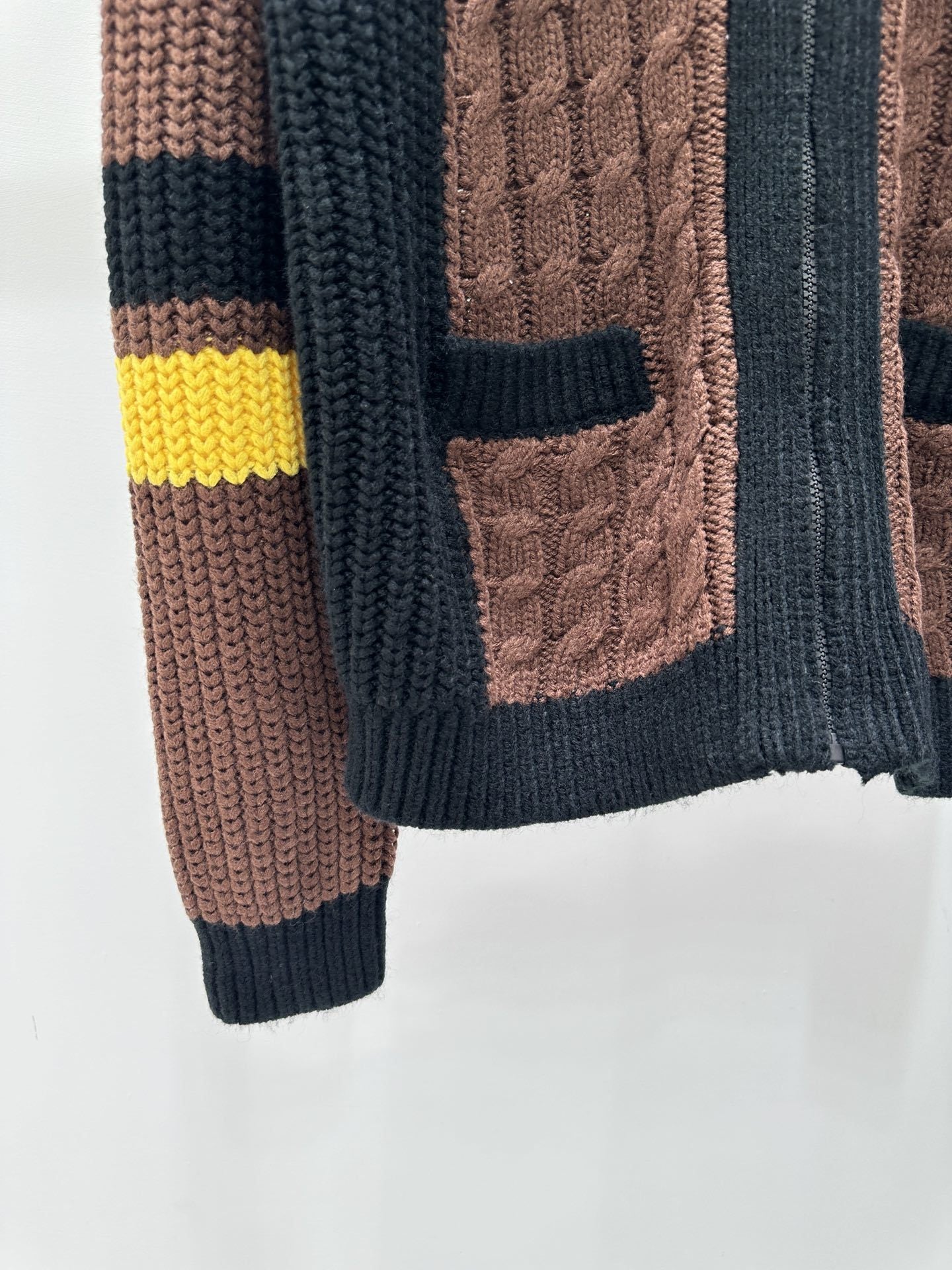 MIUMIU長袖ニット セーターカジュアル   おしゃれ上着 SY0634