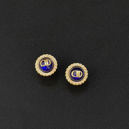 Pearl earrings women's fashion simple earrings that go with anything 