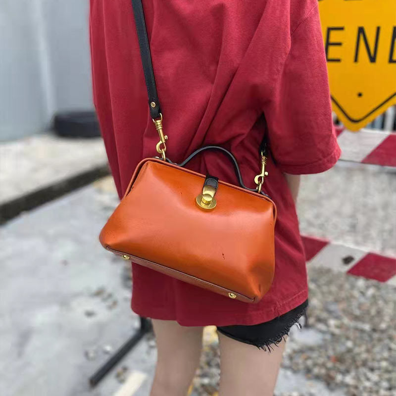 Women's Bag Retro Genuine Leather Handmade Cowhide Doctor Bag Fashion Handbag Temperament Shoulder Bag.Pochette