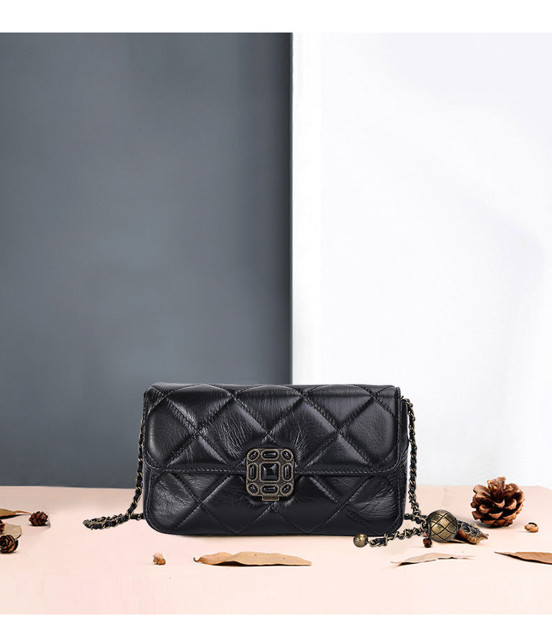 Women's bag Cowhide plaid chain bag Retro luxury fashion shoulder bag that goes with anything. Pochette