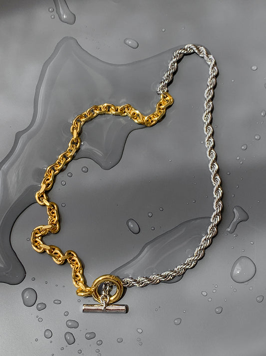 BV Twisted Pattern Chain OT Button Necklace Women's Ins Clavicle Necklace Fashion Luxury Necklace