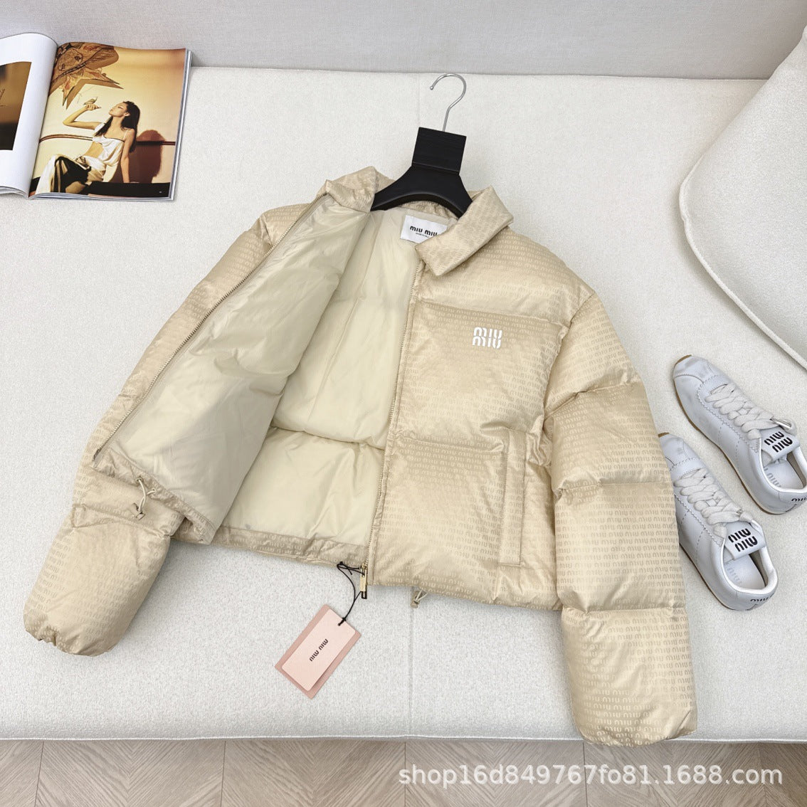 MIUMIU長袖ダウンジャケットあたたかい カジュアル おしゃれ上着 SY1441