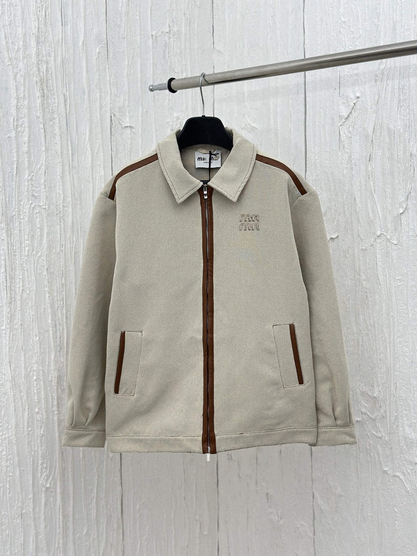 MIUMIU長袖 ジャケット  カジュアル   おしゃれ上着 SY0799