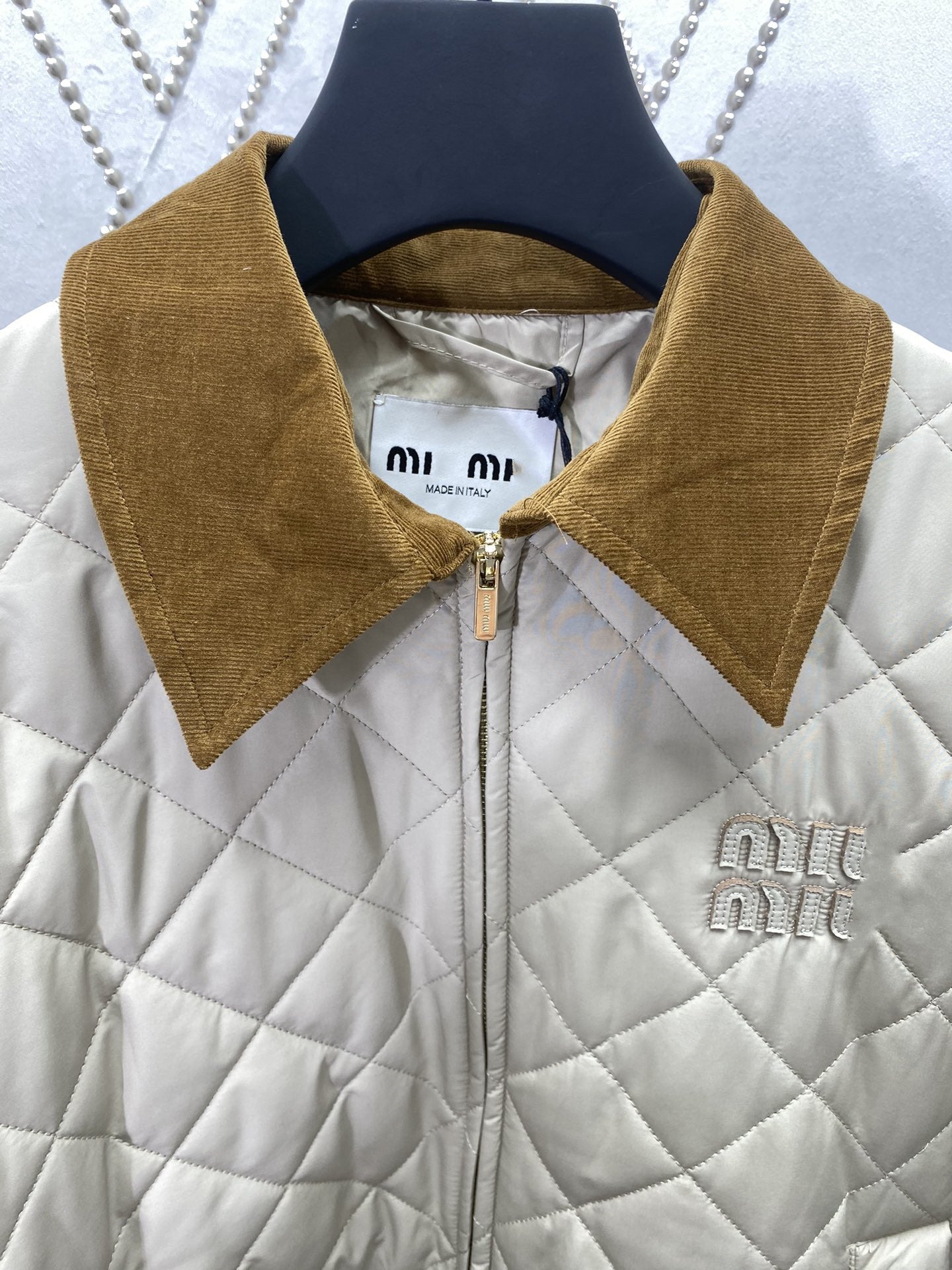 MIUMIU長袖クールカジュアル  おしゃれ上着  コートSY0542