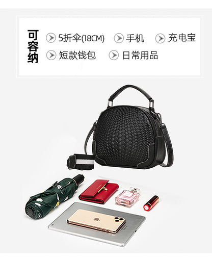 Women's bag Cowhide knitted pattern handbag Casual shoulder bag Fashion Shoulder bag that goes with anything. Pochette