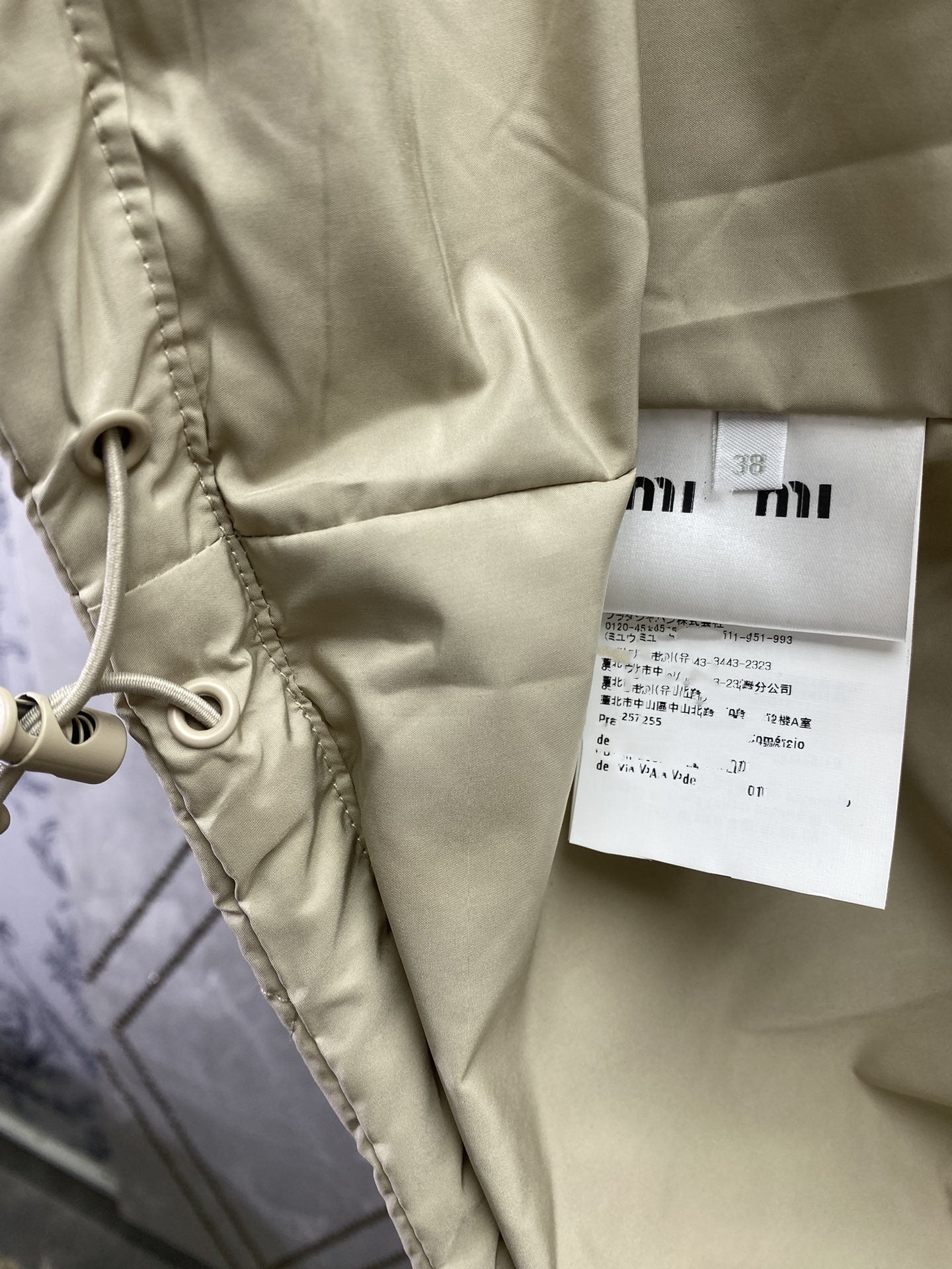 MIUMIU長袖クールカジュアル  おしゃれ上着  コートSY0542