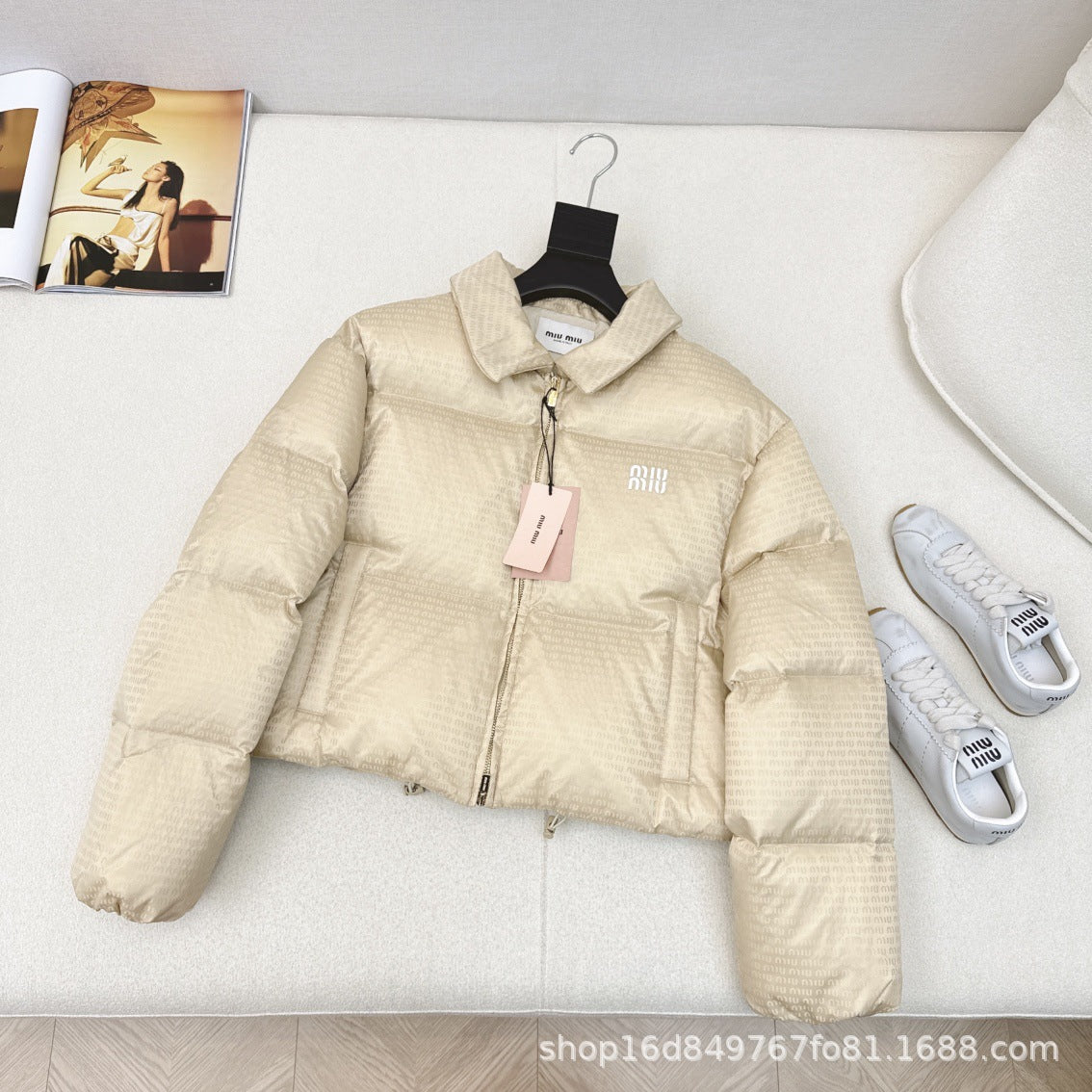 MIUMIU長袖ダウンジャケットあたたかい カジュアル おしゃれ上着 SY1441