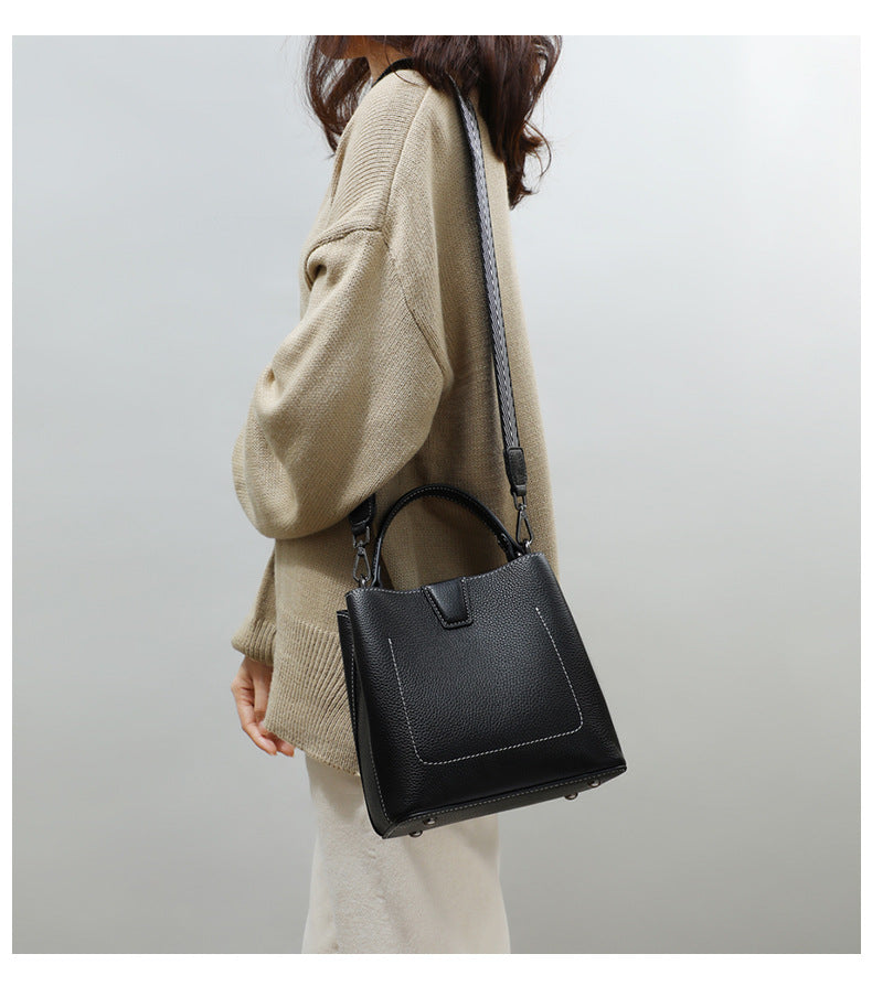 Genuine leather fashion bucket bag handbag simple crossbody bag broadband trend shoulder bag.Pochette