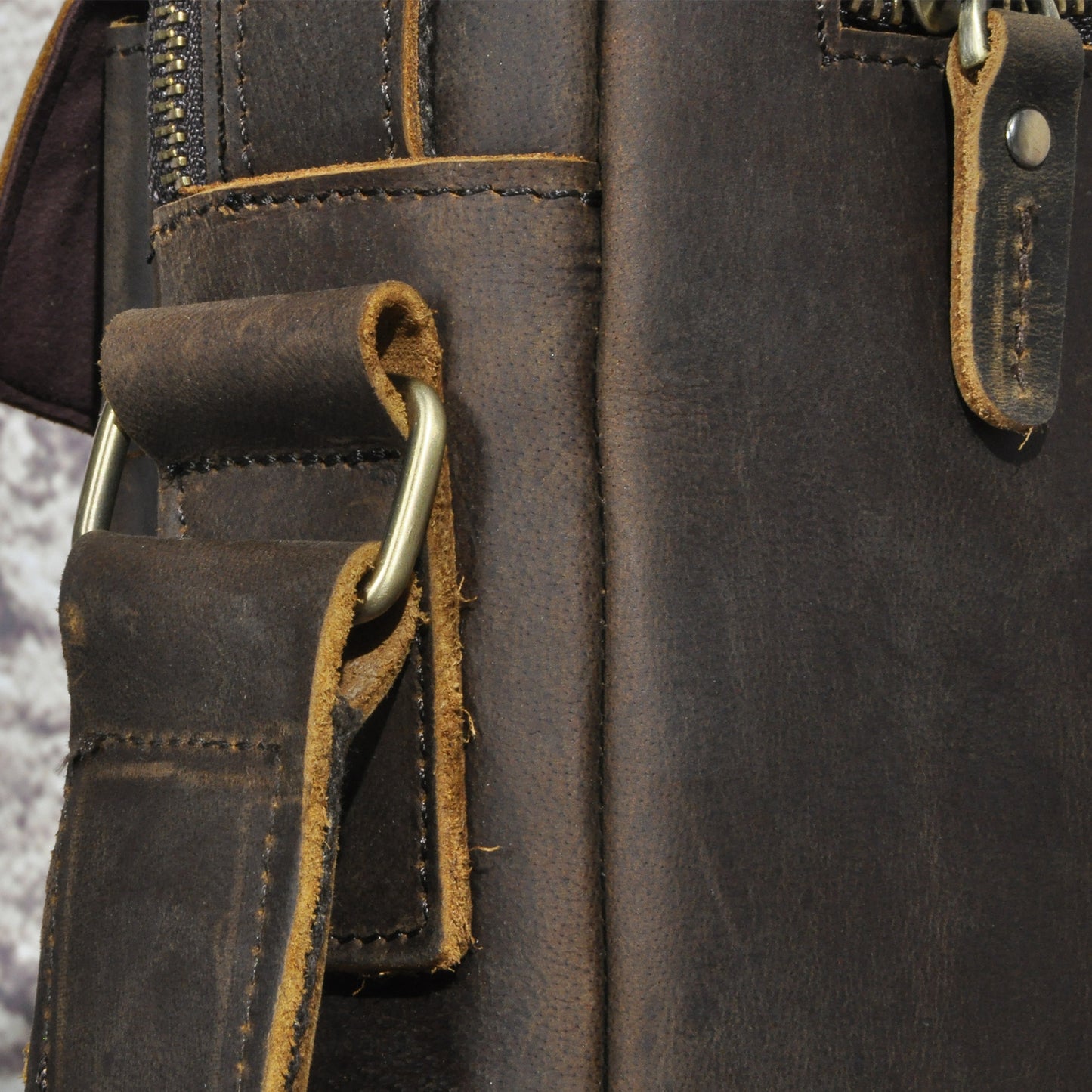 Men's Crossbody Bag Cowhide Genuine Leather Retro Travel Outdoor Men Shoulder Bag 