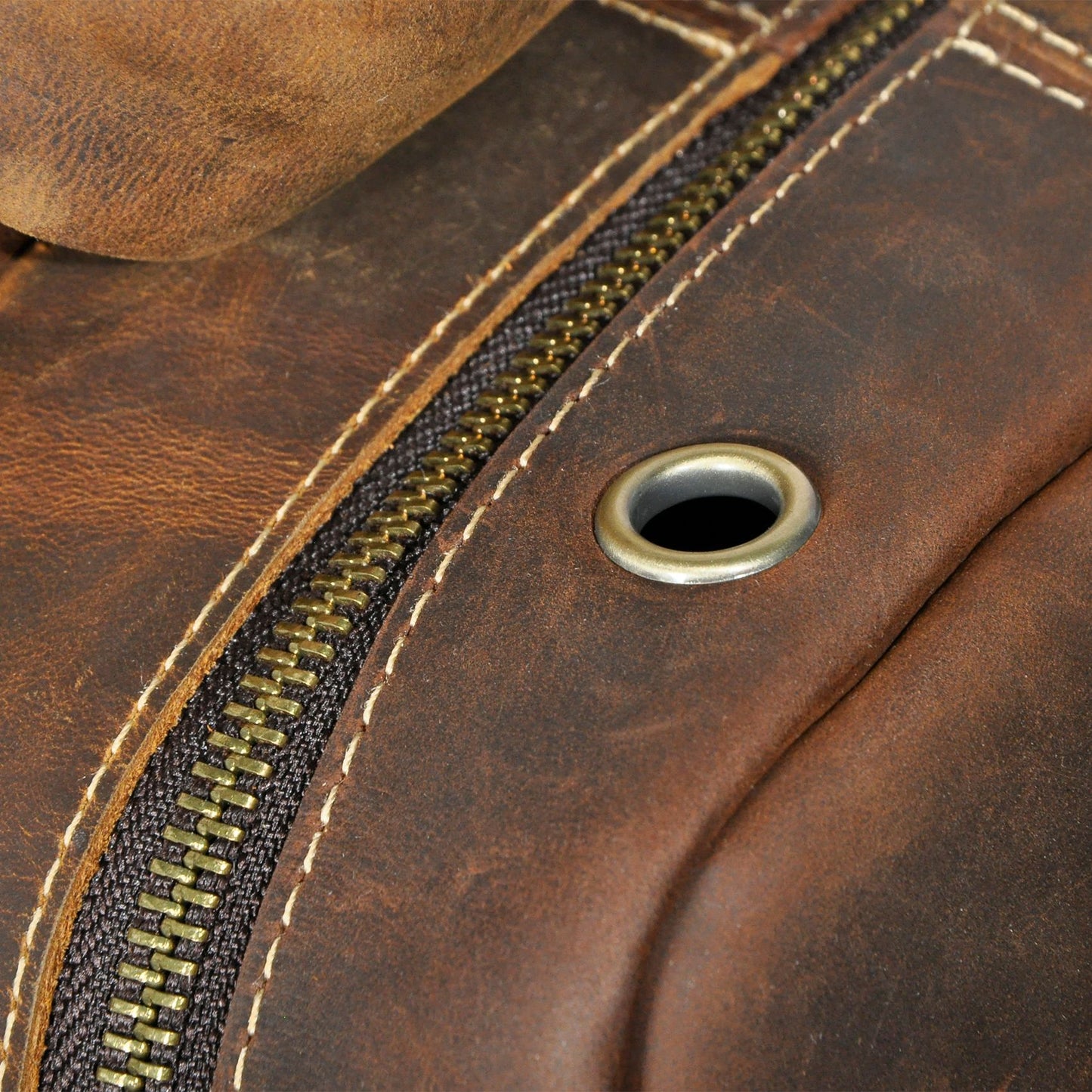 Men's Backpack Cowhide Genuine Leather Versatile Retro Outdoor Fashion Men's Bust Bag 