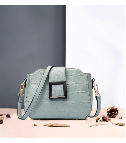 Genuine leather women's bag Crocodile pattern fashion crossbody bag Cowhide small bag that goes with anything Shoulder bag. Pochette