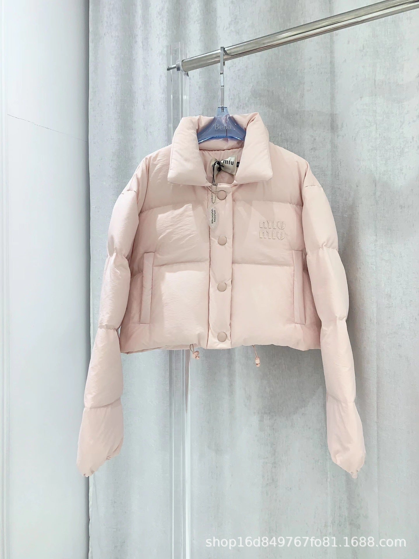 MIUMIU長袖ダウンジャケットあたたかい カジュアル おしゃれ上着 SY1422