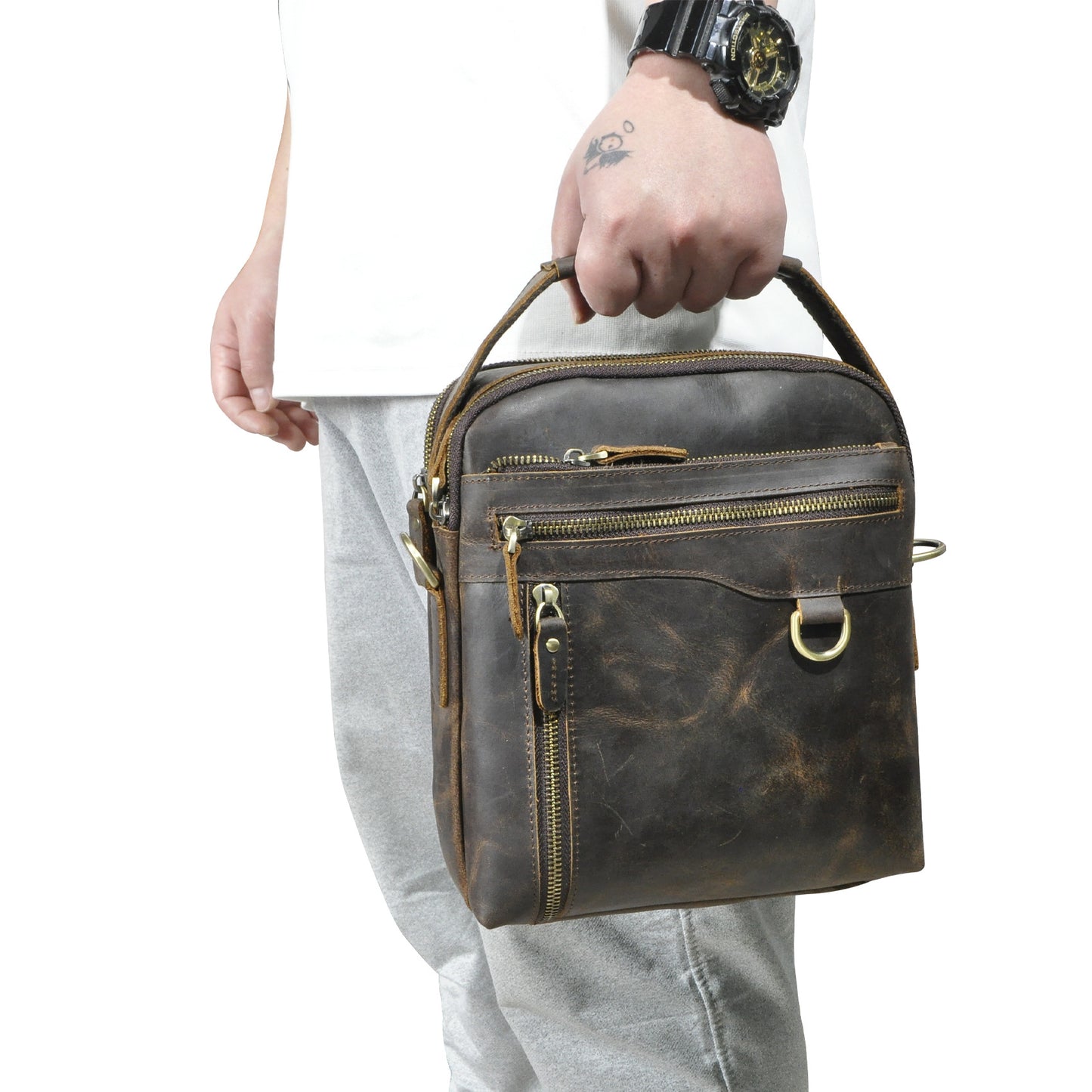 Men's Shoulder Bag Genuine Cowhide Leather Retro Travel Outdoor Men's Crossbody Bag