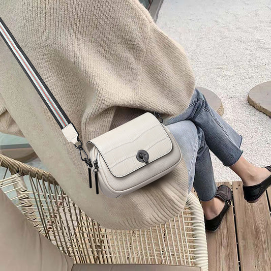 Genuine Leather Bag Women's Fashion Broadband Fish Pattern Casual Retro Shoulder Bag.Pochette
