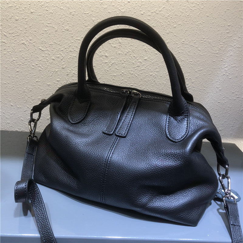Casual crossbody bag for women, shoulder bag, goes with anything.