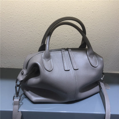 Casual crossbody bag for women, shoulder bag, goes with anything.