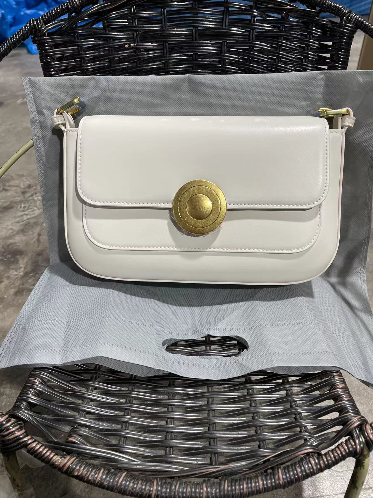Bag Women Luxury Genuine Leather Shoulder Bag Underarm Bag Ladies Crossbody Bag
