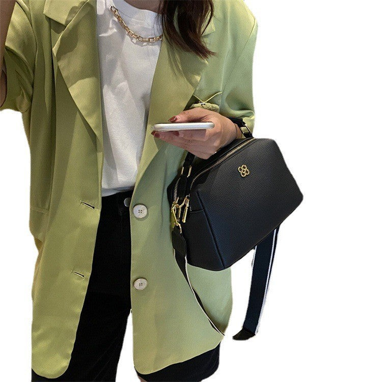 Trendy women's fashion Cowhide shoulder bag Crossbody bag Handbag Goes with anything