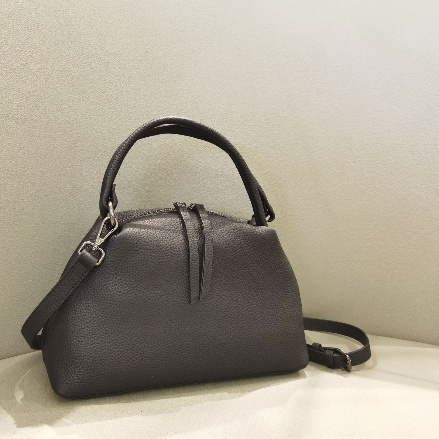 Zipper Cowhide Tote Bag Simple Ladies Bag Large Capacity Handbag Shoulder Bag Diagonal Shoulder Bag