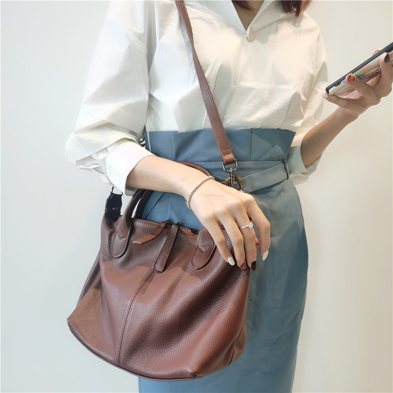 Casual crossbody bag for women, shoulder bag, goes with anything.