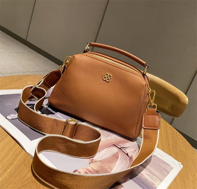 Trendy women's fashion Cowhide shoulder bag Crossbody bag Handbag Goes with anything
