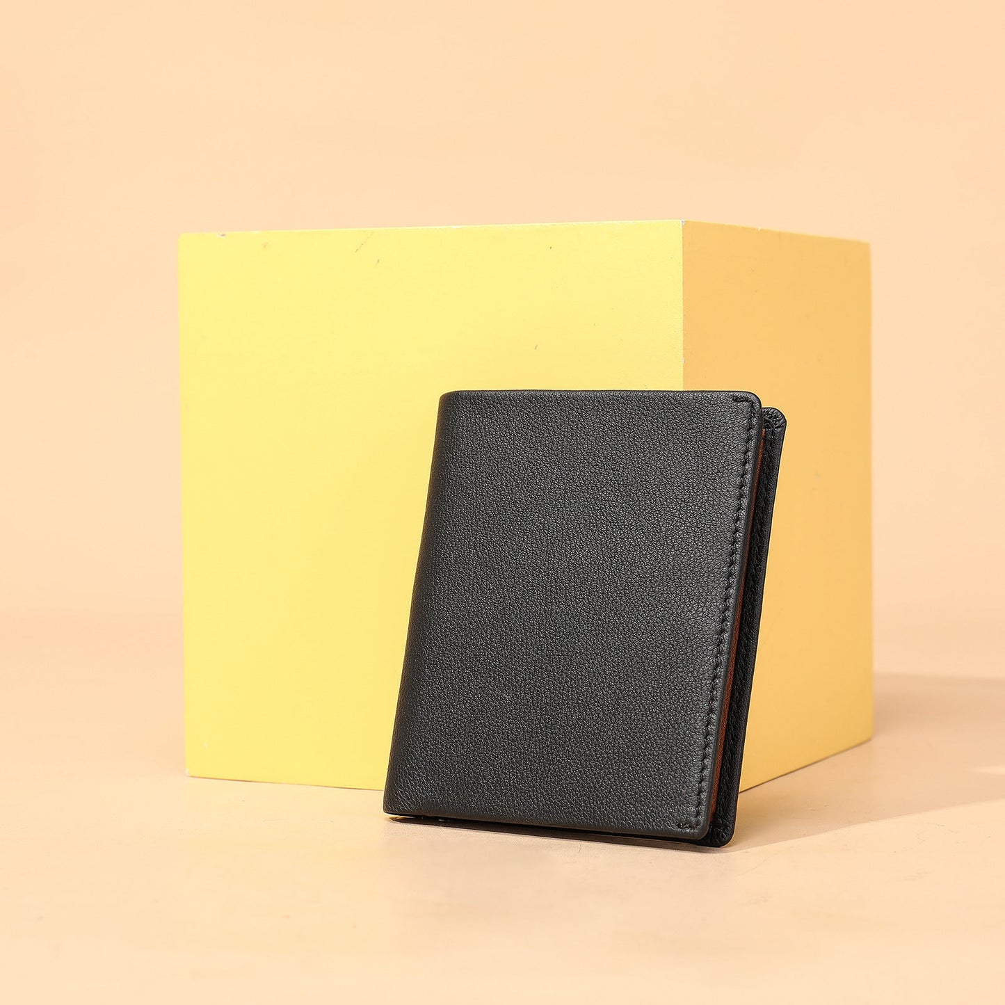 Men's short wallet genuine cowhide leather bi-fold retro card bag men's wallet 