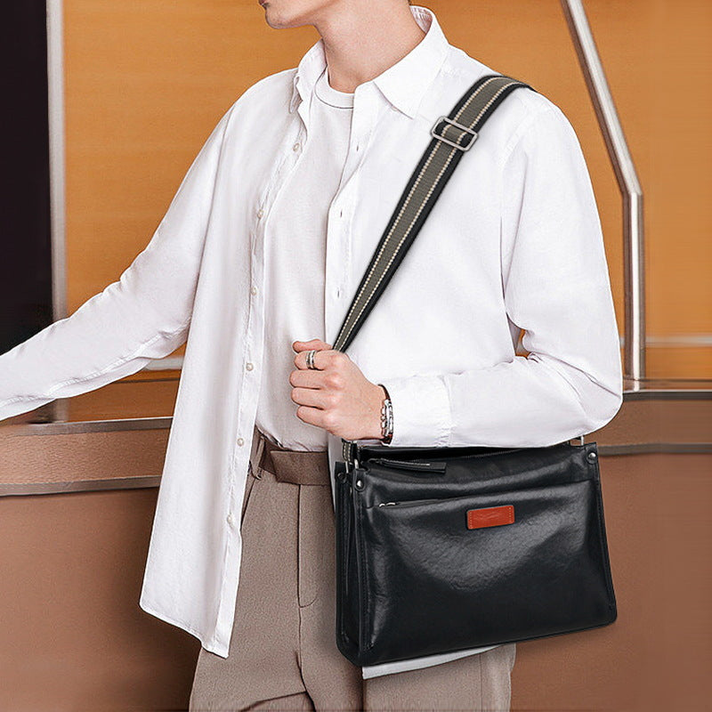 Men's Shoulder Bag Cowhide Genuine Leather Fashion Casual Commuting Crossbody Bag for Men 