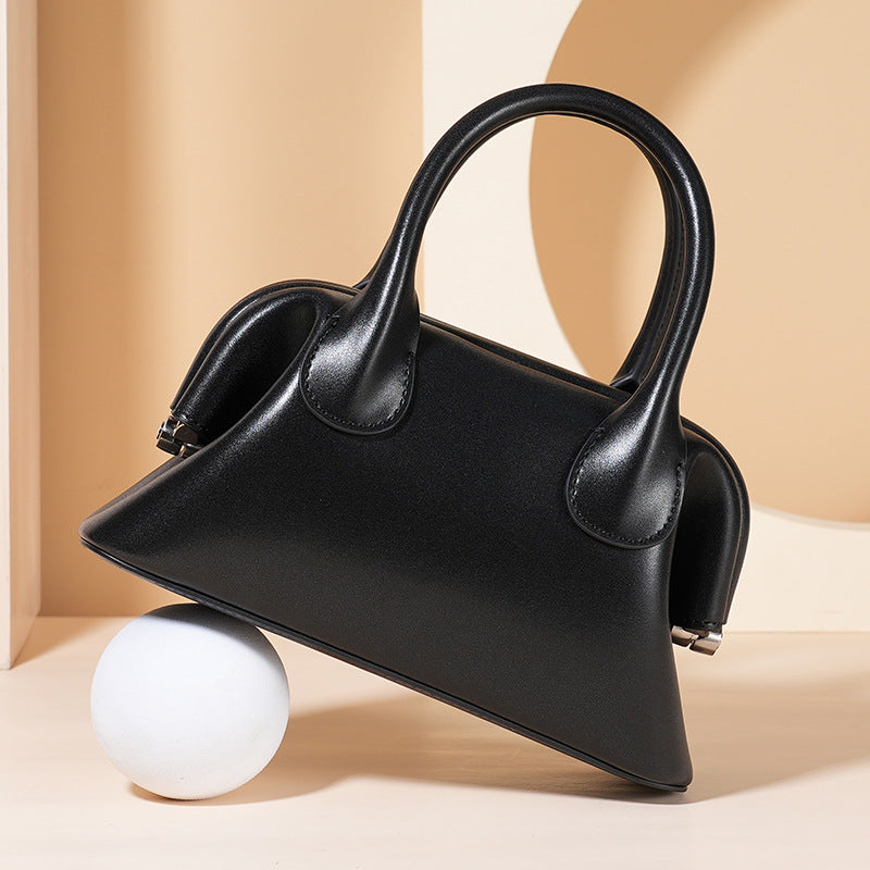 Genuine leather women's bag A stylish clip bag with a shoulder bag that goes with anything