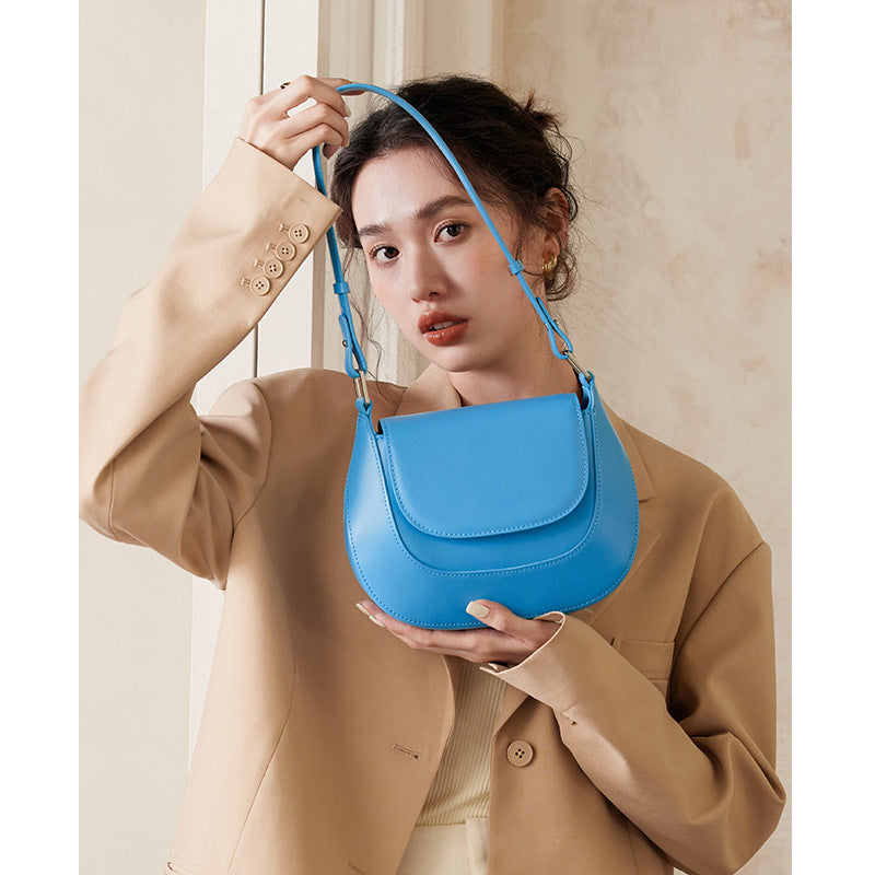 Fashion Saddle Bag Cowhide Crossbody Bag Simple Shoulder Bag Women Goes with Anything