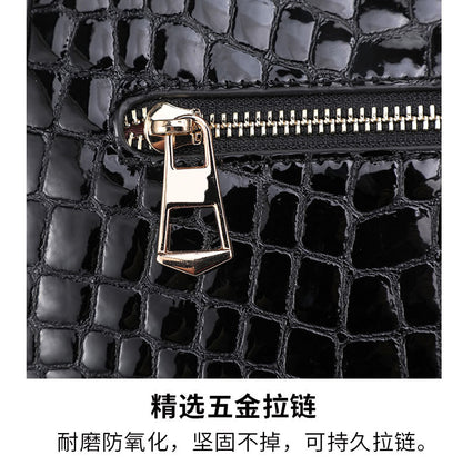 Genuine leather women's bag large capacity chain bag fashion shoulder bag temperament commuting handbag that goes with anything.bag