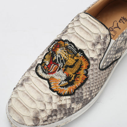 Python Skin Genuine Leather Men's Moccasins Embroidery Tiger Head Fashion Men Shoes Casual Shoes 
