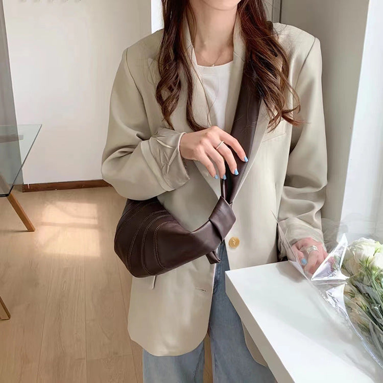 Retro women's cowhide bag Genuine leather stylish shoulder bag Women's croissant crossbody bag