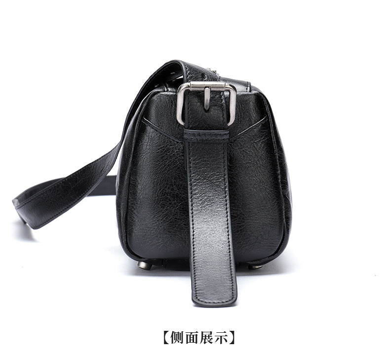 Men's Shoulder Bag Made of Genuine Cowskin Leather with Hand-held Crest High Quality Luxury Fashion Crossbody Bag for Men 